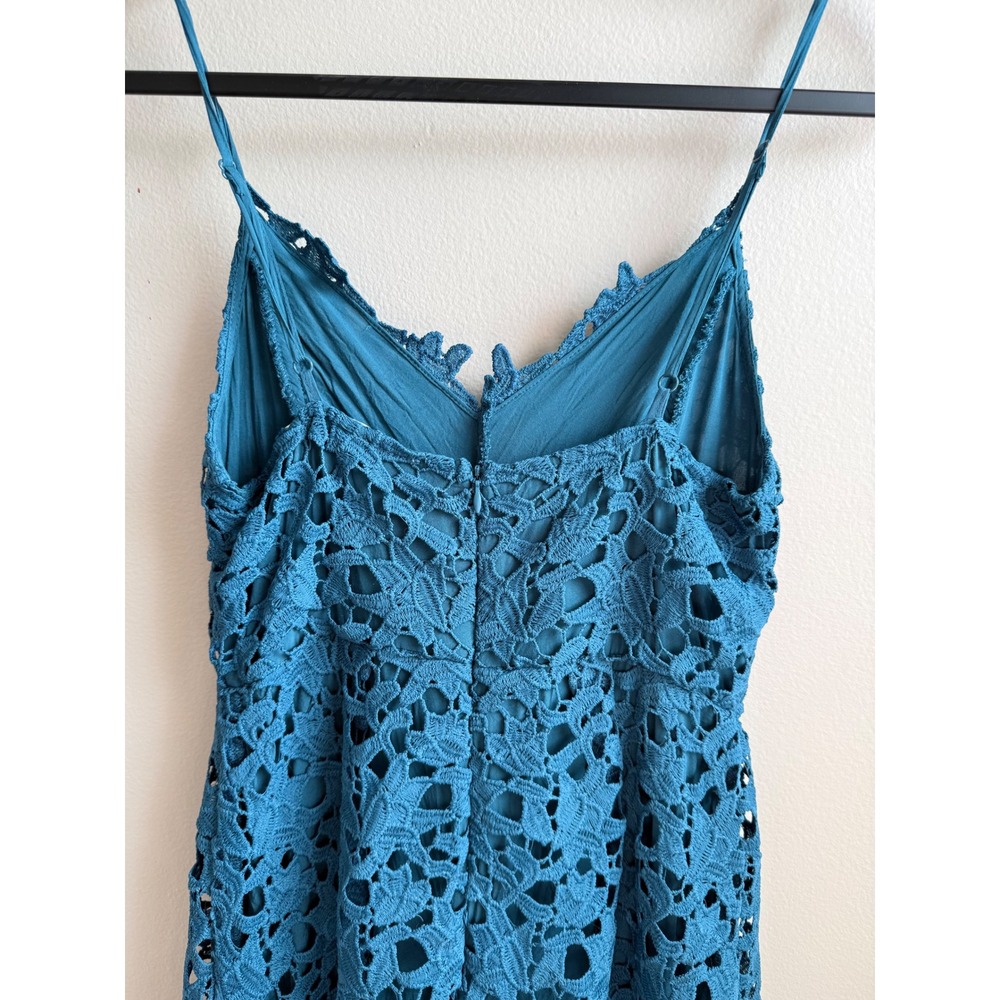 ASTR The Label Teal Blue Floral Lace Midi Dress Sleeveless Cami Wedding Guest M - Picture 6 of 12
